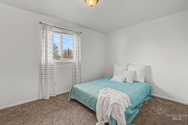 1023 Lupine Pl, Nampa, ID 83686