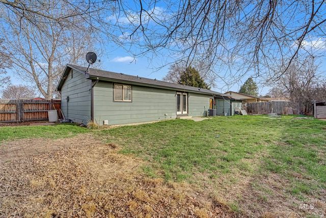 1023 Lupine Pl, Nampa, ID 83686