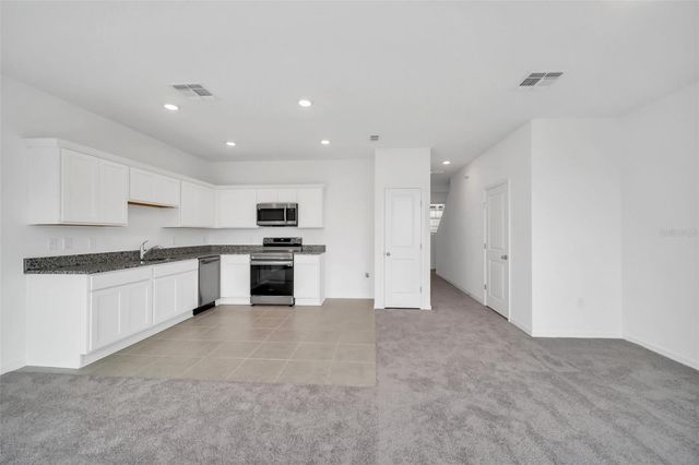 246 MANDOVI STREET, Davenport, FL 33837