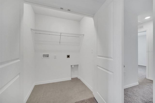 246 MANDOVI STREET, Davenport, FL 33837