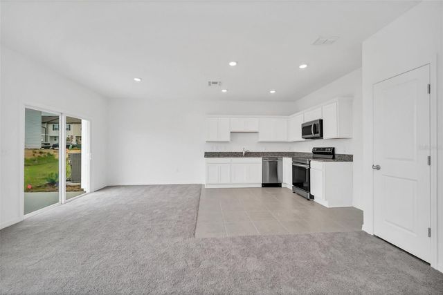 246 MANDOVI STREET, Davenport, FL 33837