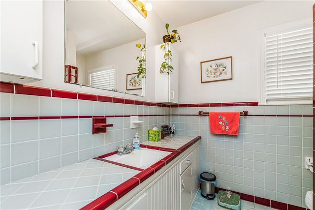 4009 Pope Dr, Corpus Christi, TX 78411