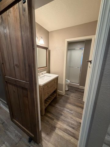 1023 Camphor St, Manteca, CA 95337