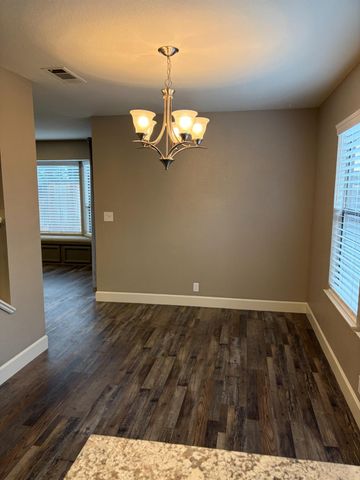 1023 Camphor St, Manteca, CA 95337