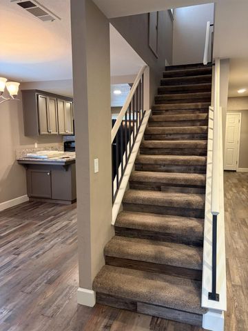 1023 Camphor St, Manteca, CA 95337