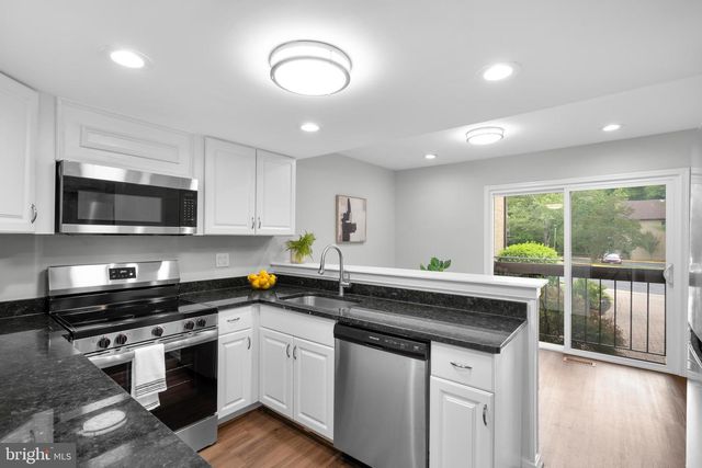 3170 READSBOROUGH CT, Fairfax, VA 22031