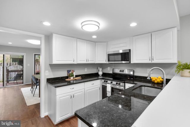 3170 READSBOROUGH CT, Fairfax, VA 22031