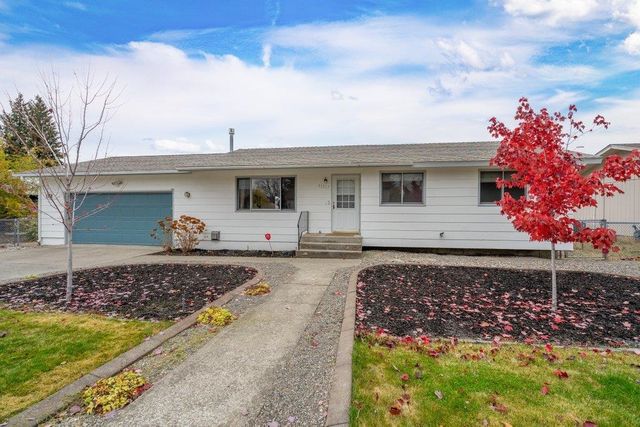 11217 E 11th Ave, Spokane Valley, WA 99206