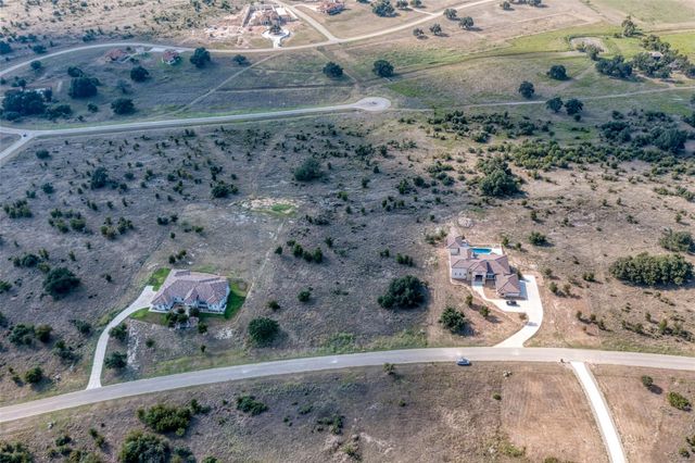 613 Strada Luca, Florence, TX 76527