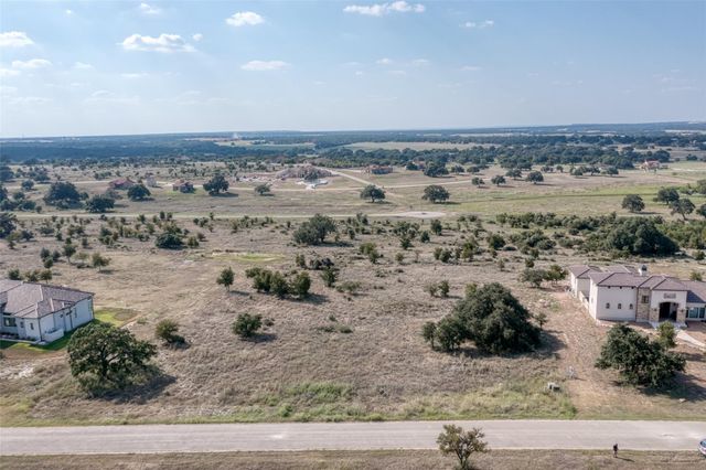 613 Strada Luca, Florence, TX 76527