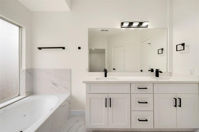1730 Carriage Run Court, Fresno, TX 77545