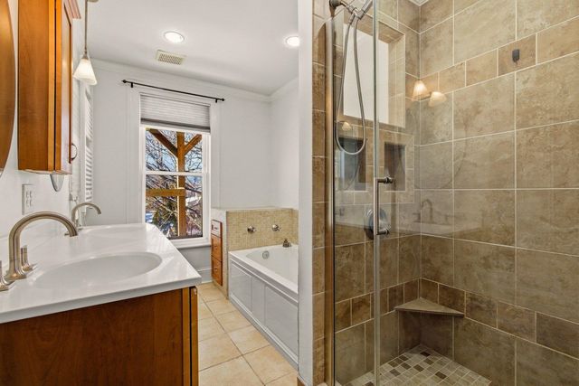 514 Middle Street, Portsmouth, NH 03801