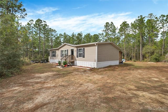 8570 N Meyer Square, Dunnellon, FL 34433