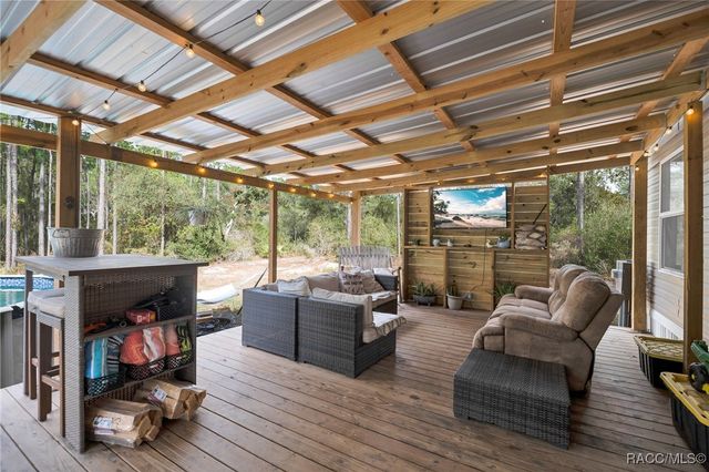 8570 N Meyer Square, Dunnellon, FL 34433