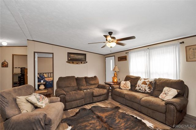 8570 N Meyer Square, Dunnellon, FL 34433