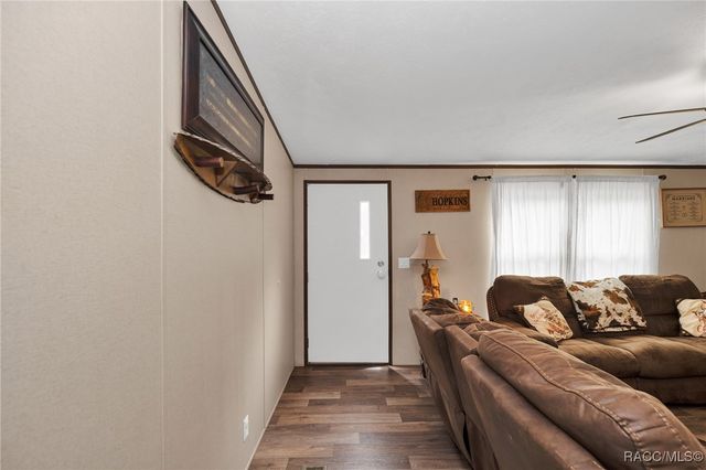 8570 N Meyer Square, Dunnellon, FL 34433