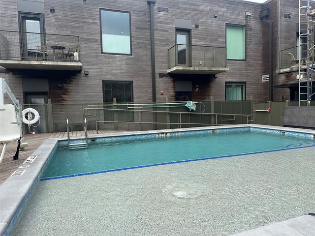 1800 E 4th ST 321, Austin, TX 78702