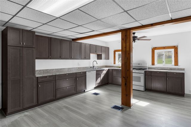 211 Home St, Mercer Boro, PA 16137