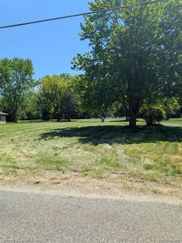 2840 Tatham Road, Saginaw, MI 48601