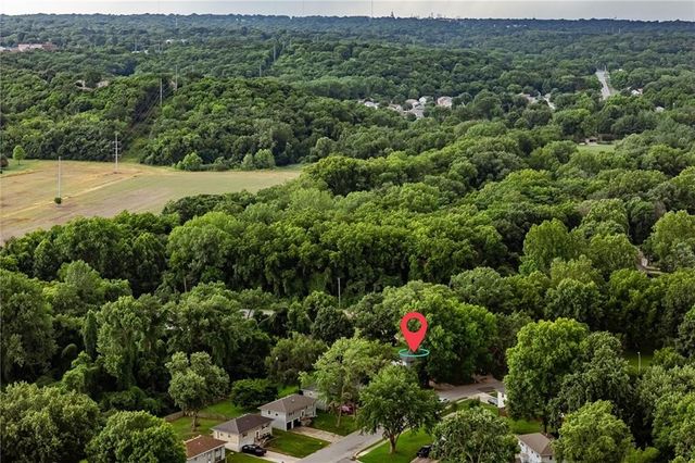 20009 E 13th Street, Independence, MO 64057
