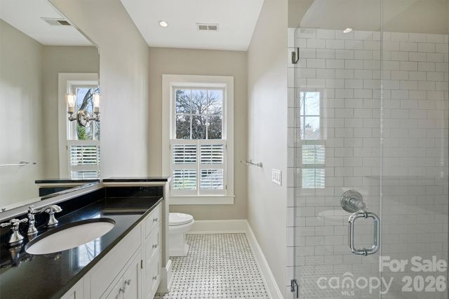 1136 Queens Road, Charlotte, NC 28207