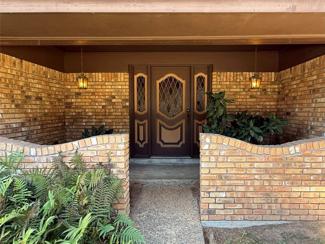 3822 Pines Road, Shreveport, LA 71119