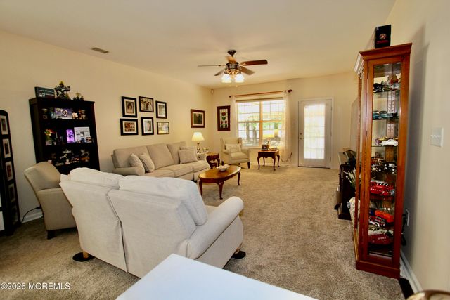 84 Marlow Drive, Jackson, NJ 08527