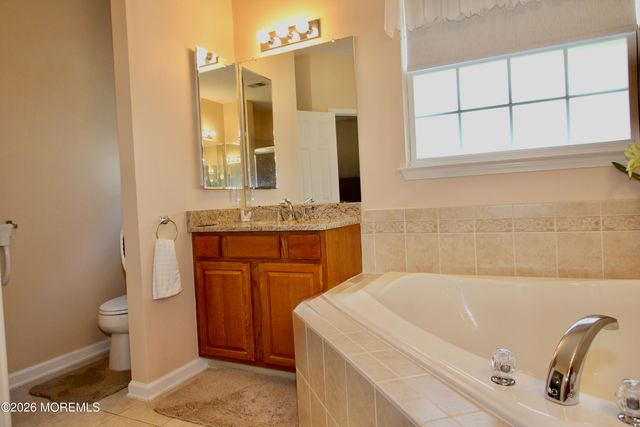 84 Marlow Drive, Jackson, NJ 08527