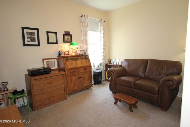 84 Marlow Drive, Jackson, NJ 08527