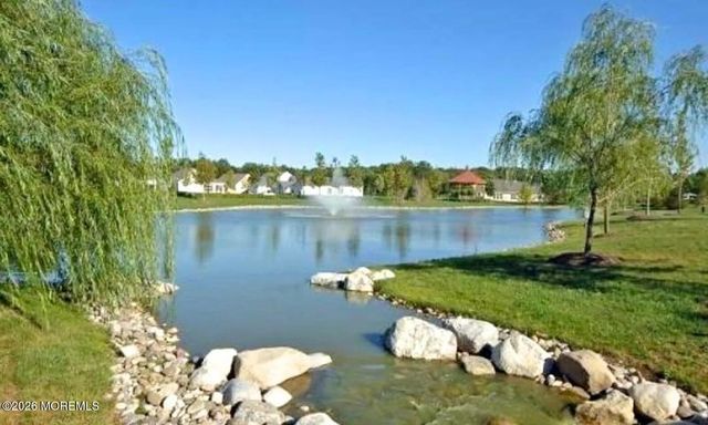 84 Marlow Drive, Jackson, NJ 08527
