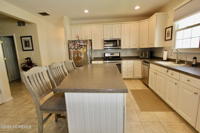 84 Marlow Drive, Jackson, NJ 08527