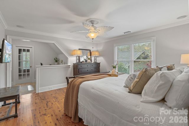 8915 Linden Grove Court, Sherrills Ford, NC 28673