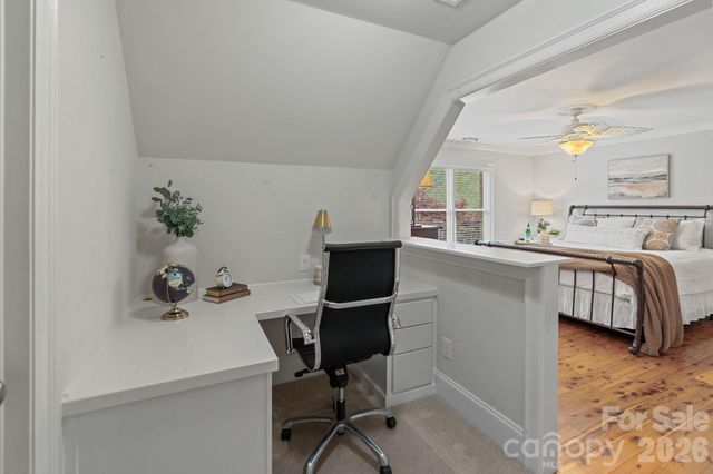 8915 Linden Grove Court, Sherrills Ford, NC 28673