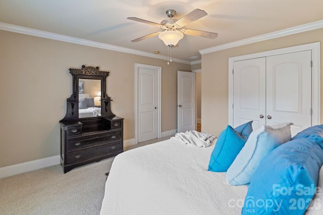 8915 Linden Grove Court, Sherrills Ford, NC 28673