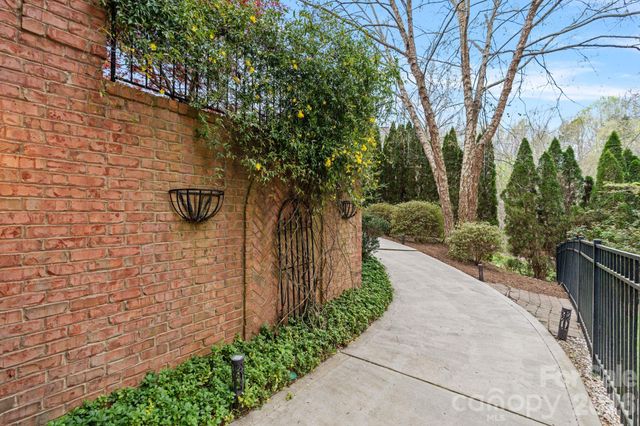 8915 Linden Grove Court, Sherrills Ford, NC 28673