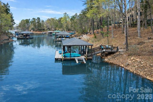 8915 Linden Grove Court, Sherrills Ford, NC 28673