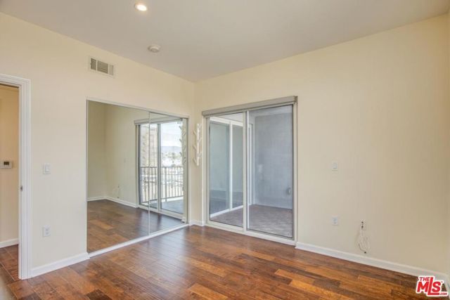 155 S Oxford Avenue 506, Los Angeles, CA 90004