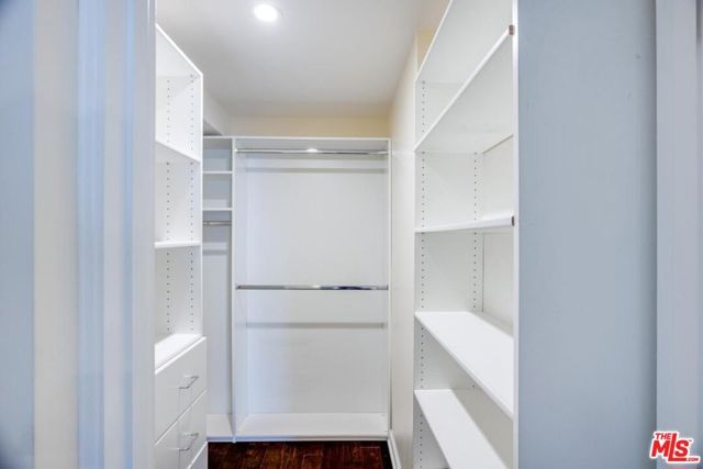 155 S Oxford Avenue 506, Los Angeles, CA 90004
