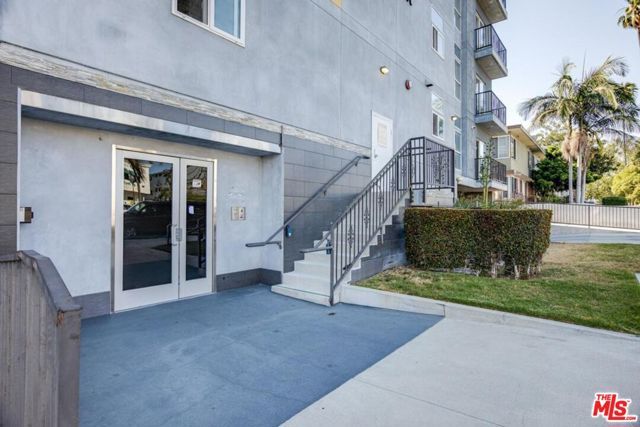 155 S Oxford Avenue 506, Los Angeles, CA 90004