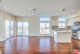 155 S Oxford Avenue 506, Los Angeles, CA 90004
