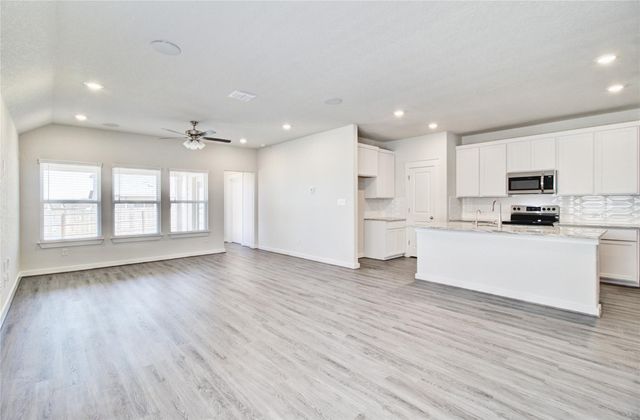 10903 Atmosphere Court, Conroe, TX 77303