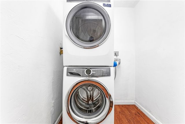 22 Miles Avenue 1, Providence, RI 02906