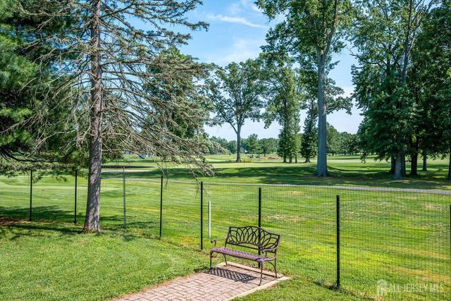 41 W Calvert Avenue, Edison, NJ 08820