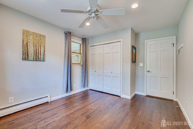 41 W Calvert Avenue, Edison, NJ 08820