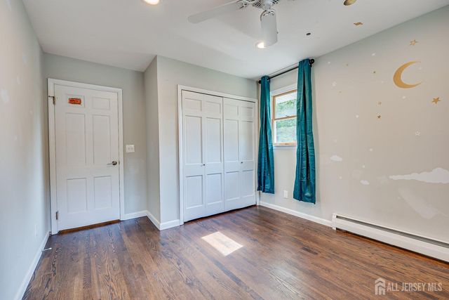 41 W Calvert Avenue, Edison, NJ 08820