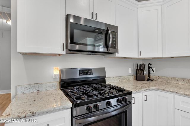 3855 Firetower Road, Kiln, MS 39556