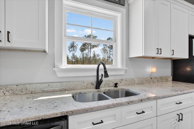 3855 Firetower Road, Kiln, MS 39556