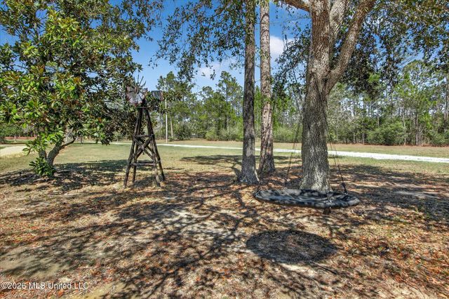 3855 Firetower Road, Kiln, MS 39556