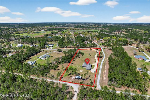 3855 Firetower Road, Kiln, MS 39556