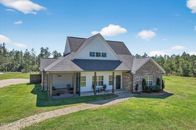 3855 Firetower Road, Kiln, MS 39556